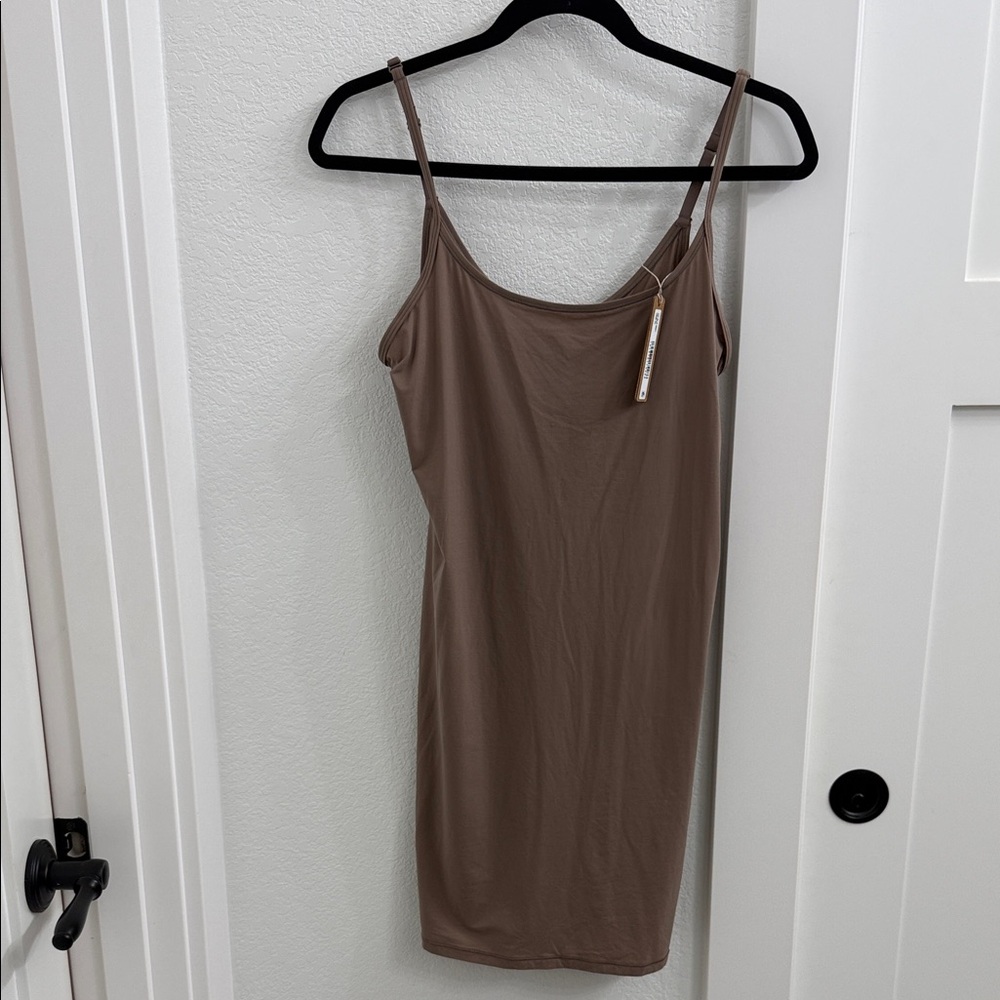 NWT SKIMS firs everybody slip dress - sienna size Large
